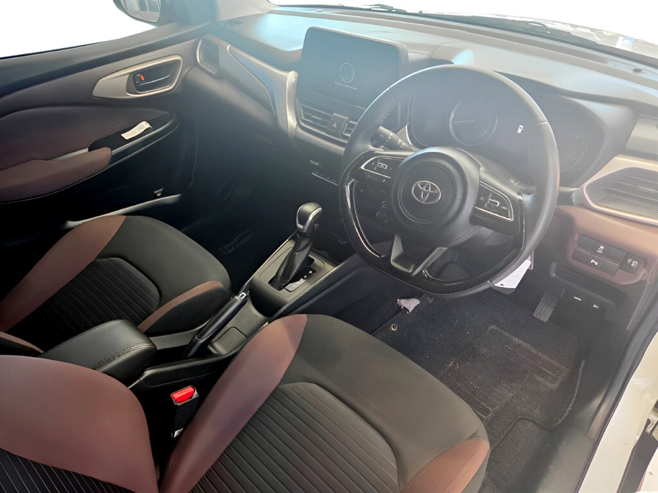 Photo 7 of 16