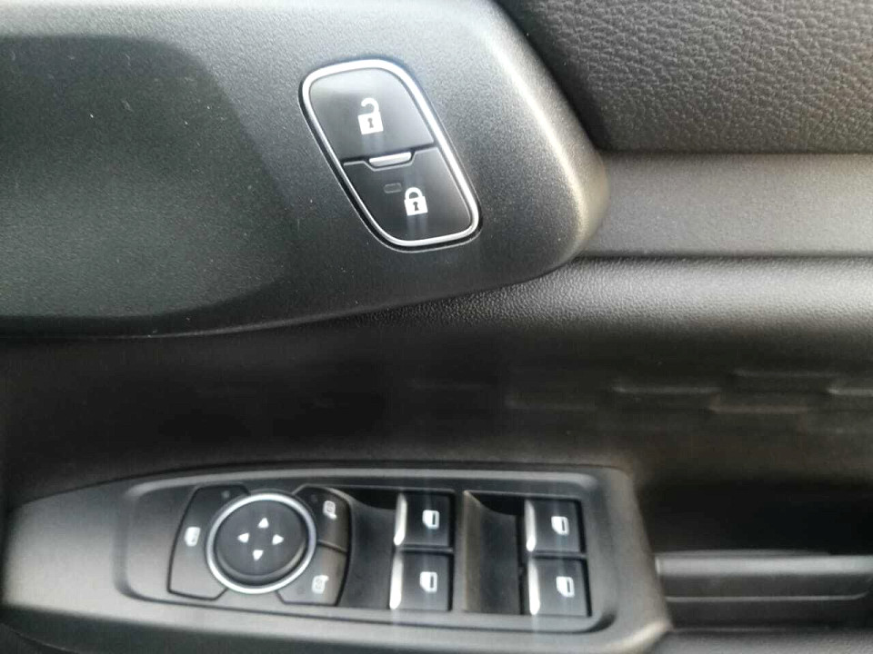 Photo 18 of 26