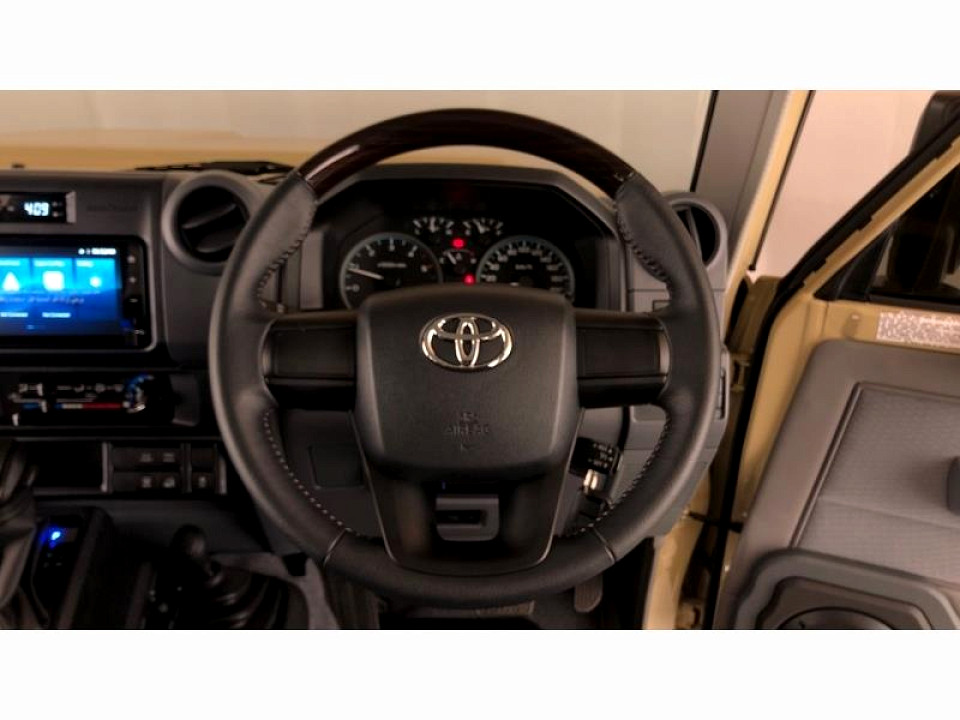 Photo 5 of 30