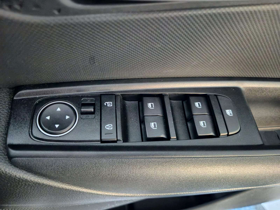 Photo 19 of 20