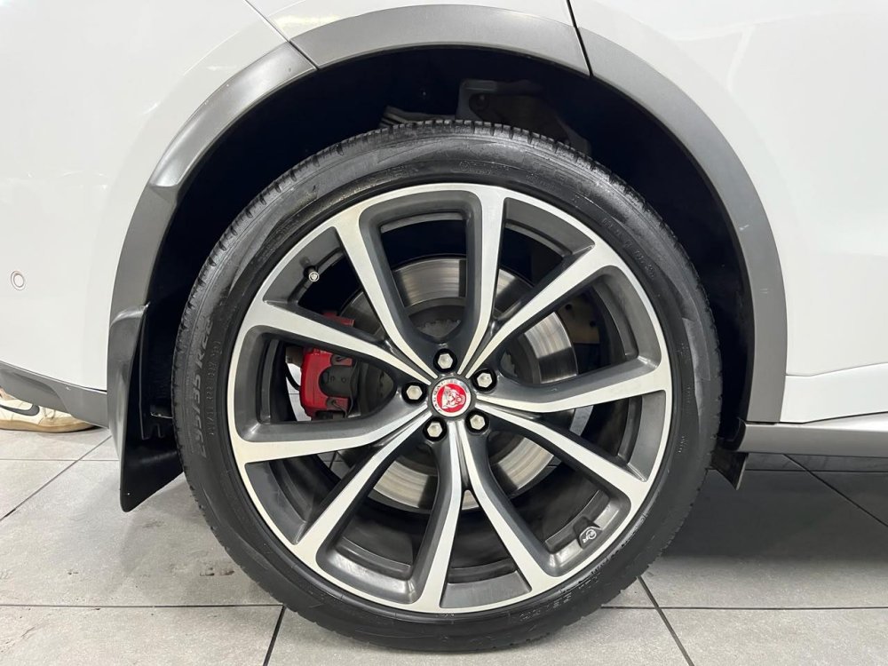 Photo 9 of 21