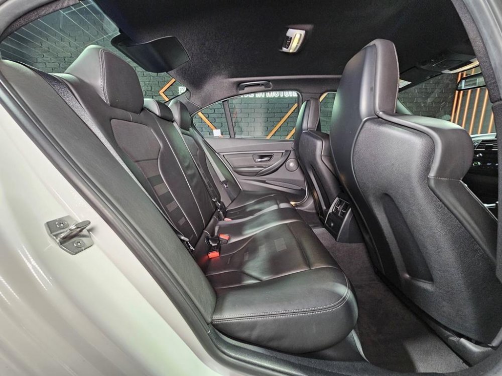 Photo 22 of 30