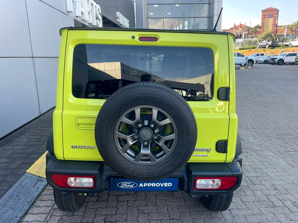 Photo 5 of 23