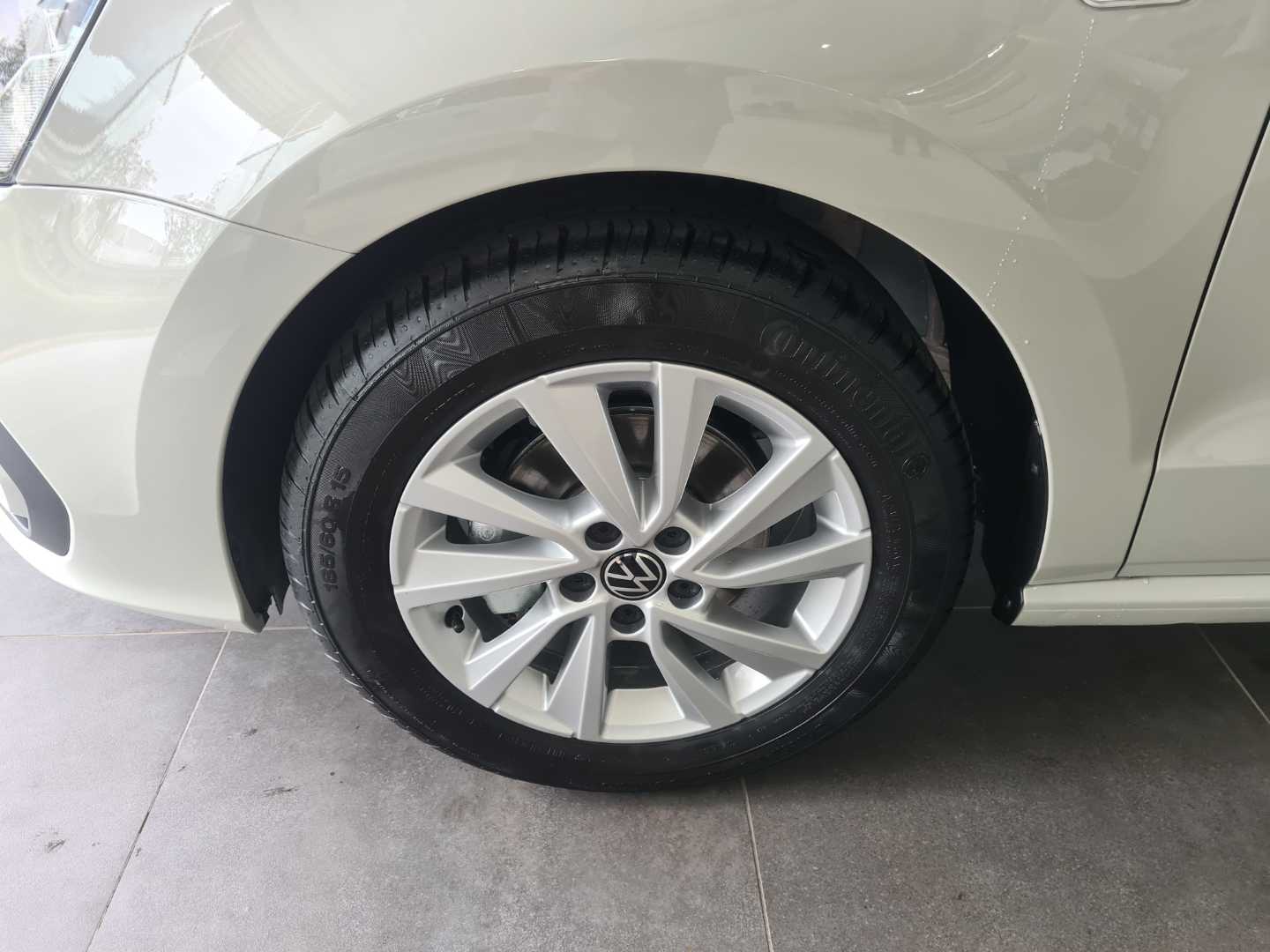 Photo 19 of 20