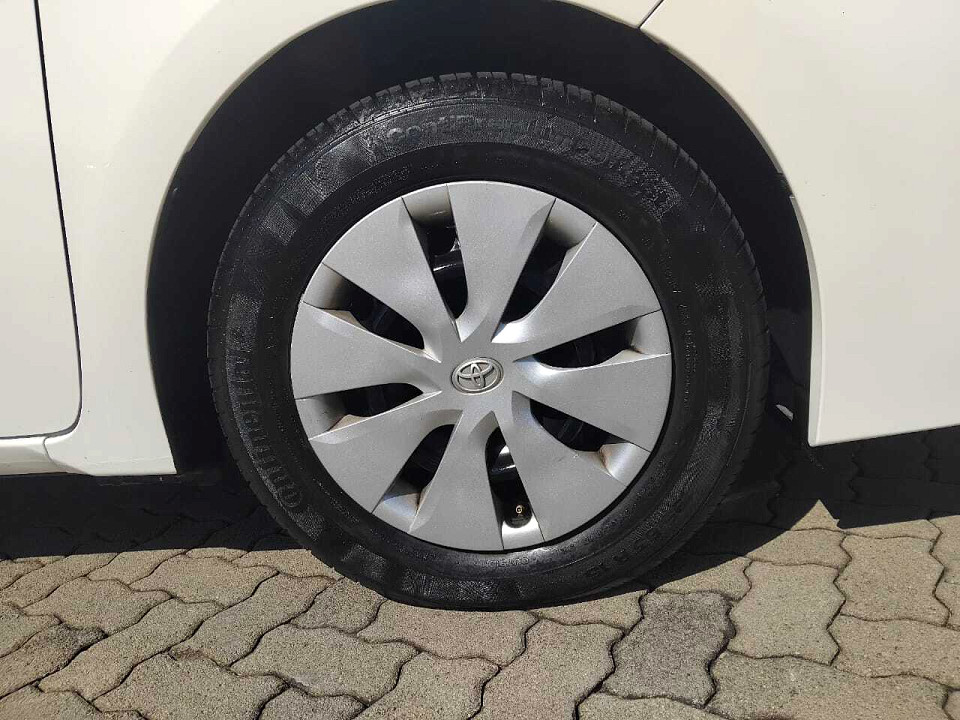 Photo 9 of 19