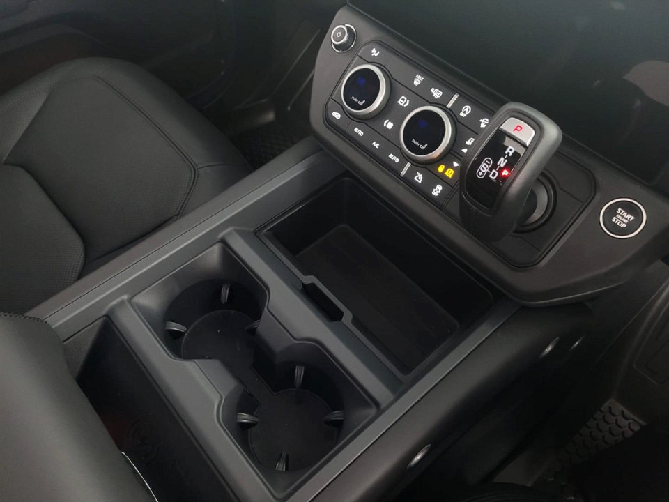 Photo 12 of 24