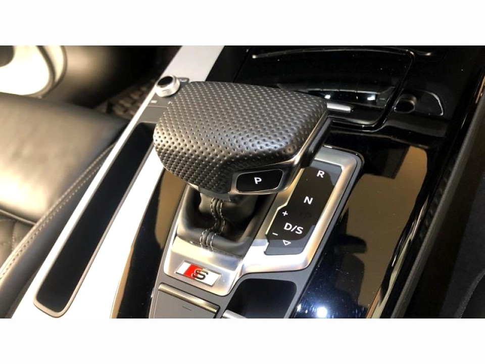 Photo 22 of 27