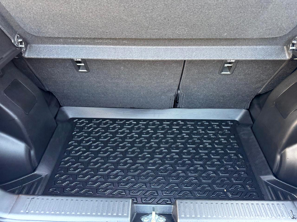 Photo 20 of 21
