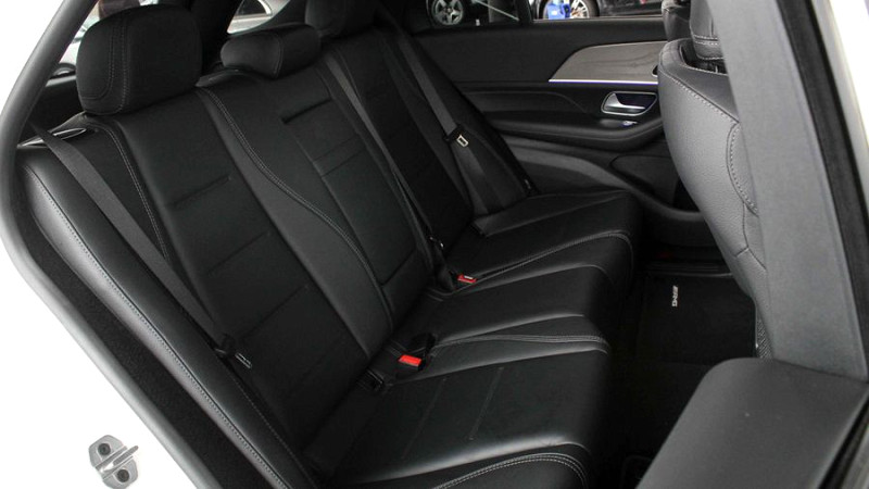 Photo 17 of 27