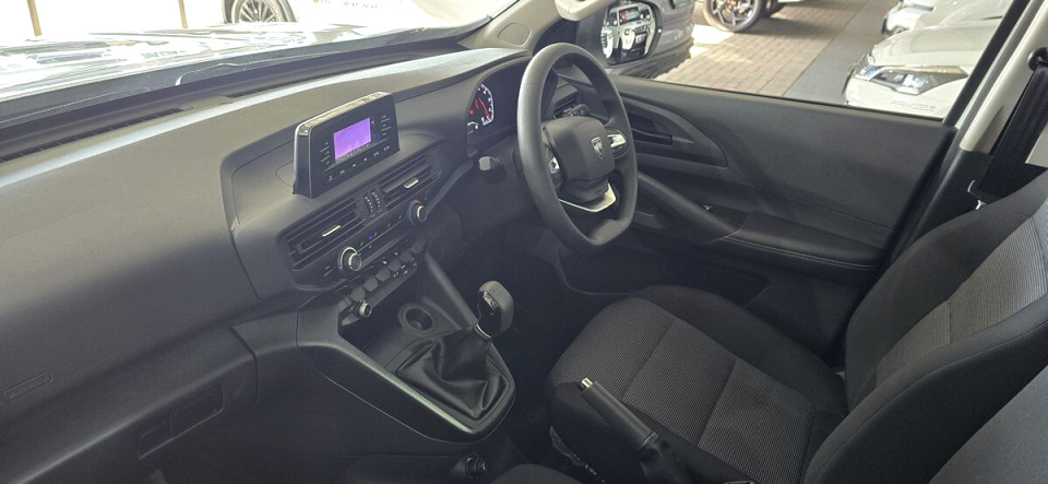 Photo 6 of 21