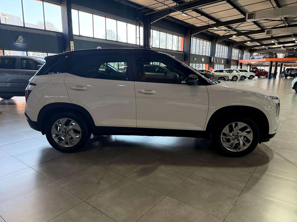 Photo 5 of 19
