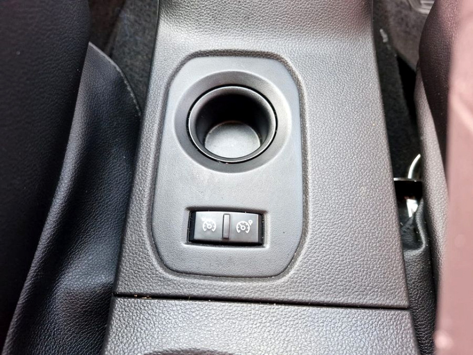 Photo 18 of 21
