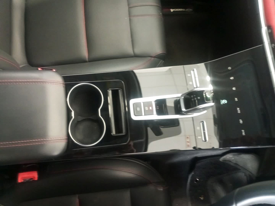 Photo 9 of 21