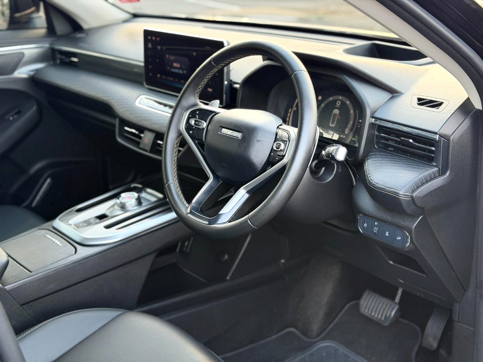 Photo 14 of 15