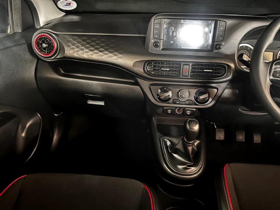 Photo 10 of 11