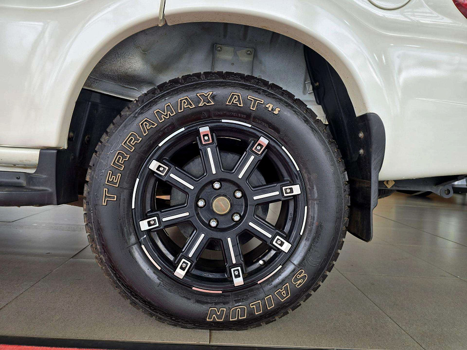 Photo 10 of 20