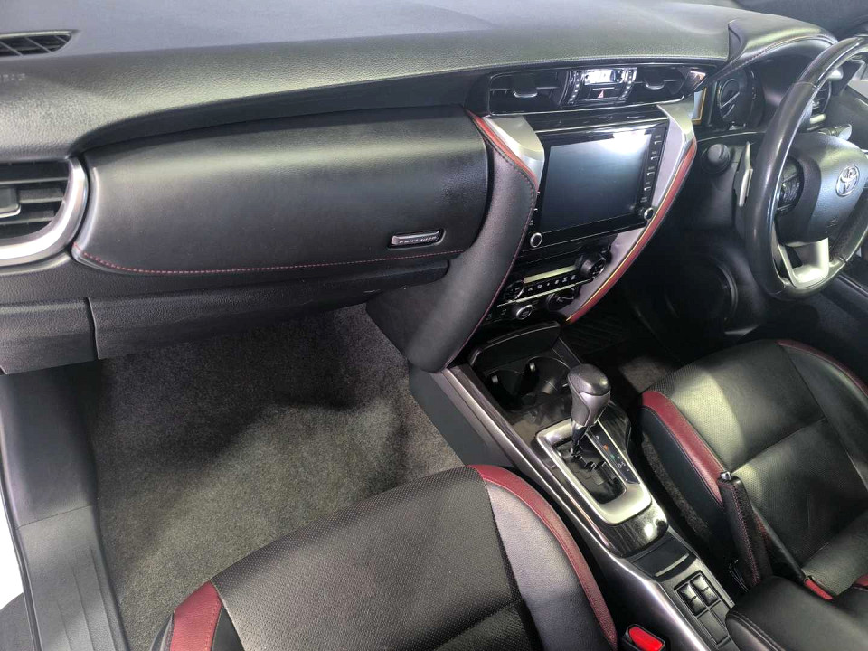 Photo 11 of 21