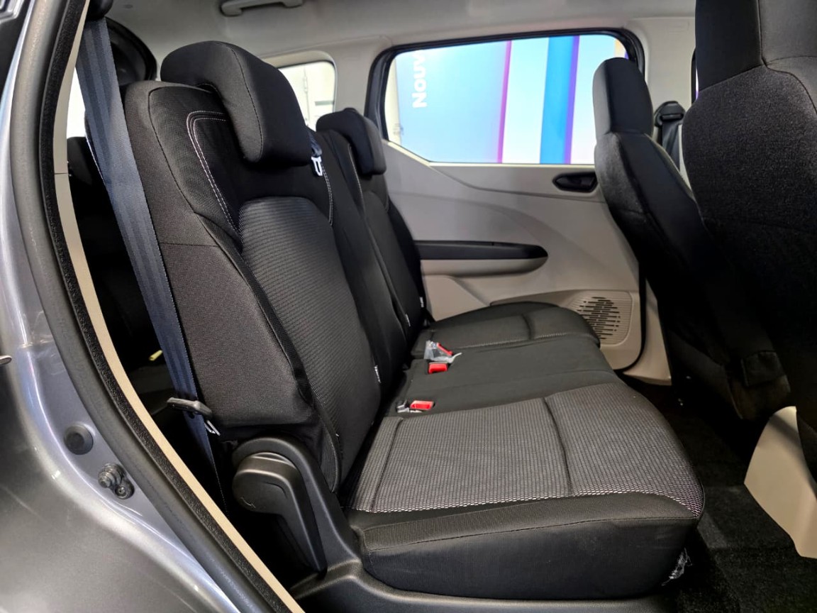 Photo 6 of 26