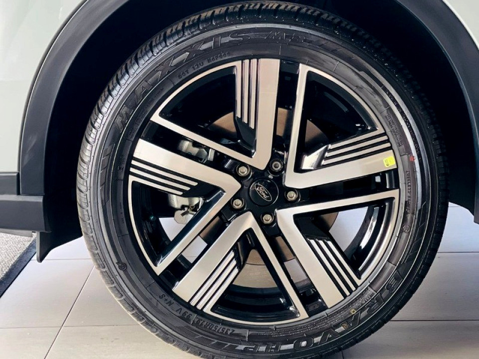 Photo 13 of 17
