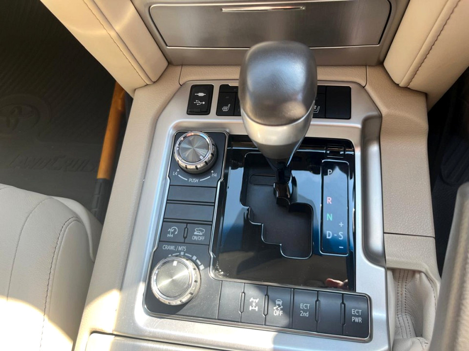 Photo 10 of 21