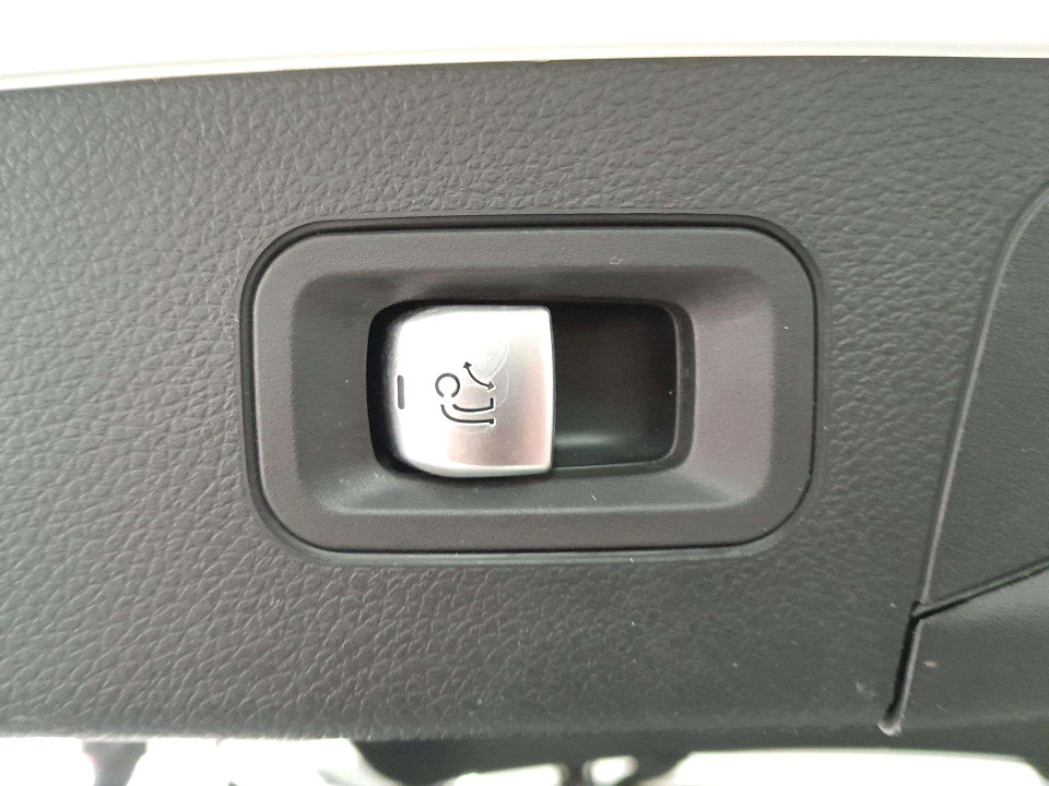 Photo 19 of 20