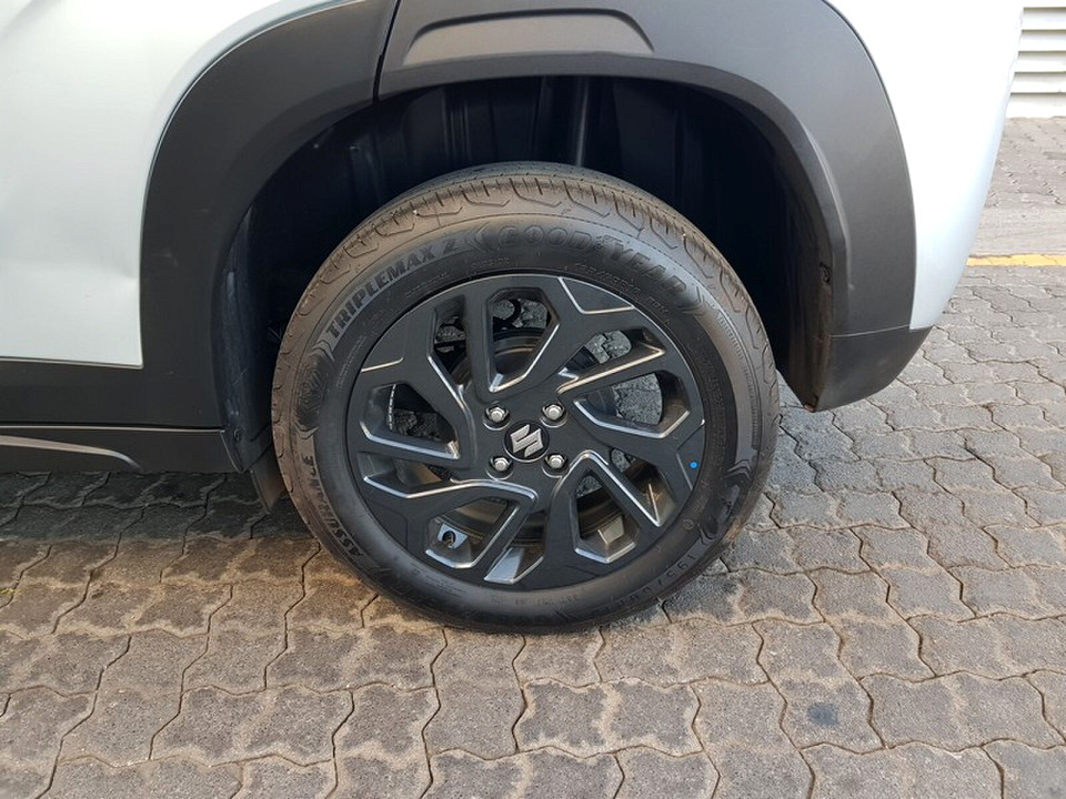 Photo 6 of 21