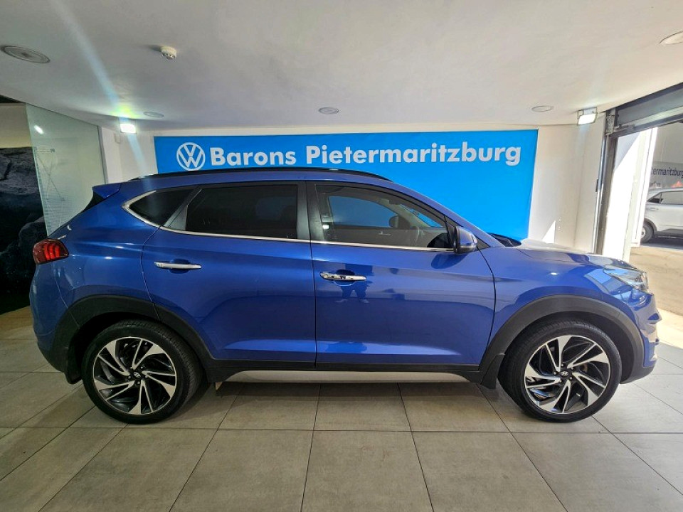 Photo 2 of 10