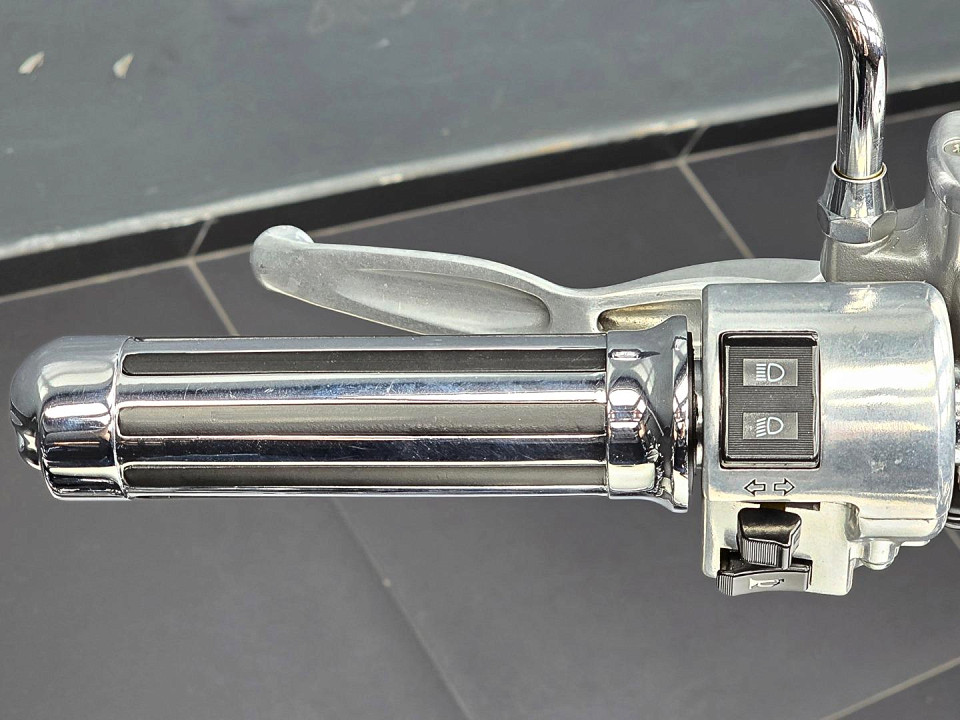 Photo 12 of 18