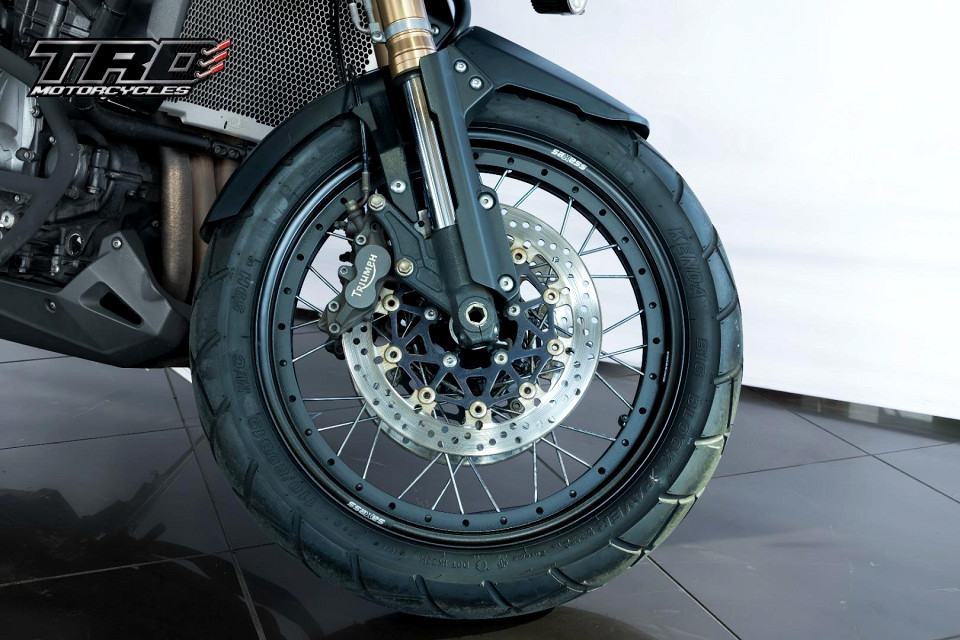 Photo 5 of 6